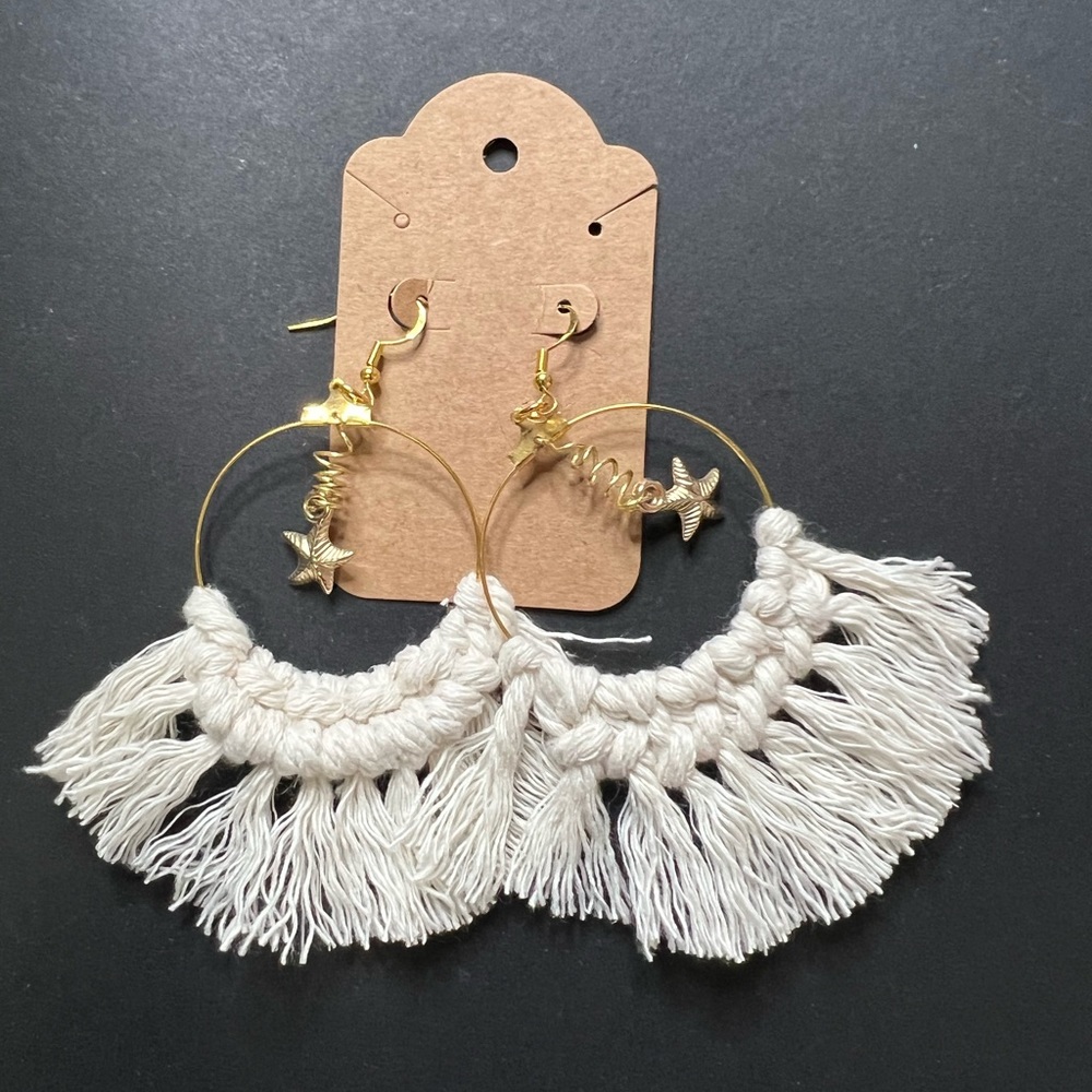 Handmade macrame starfish earrings